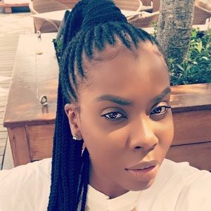 Meet your Posher, Adonica